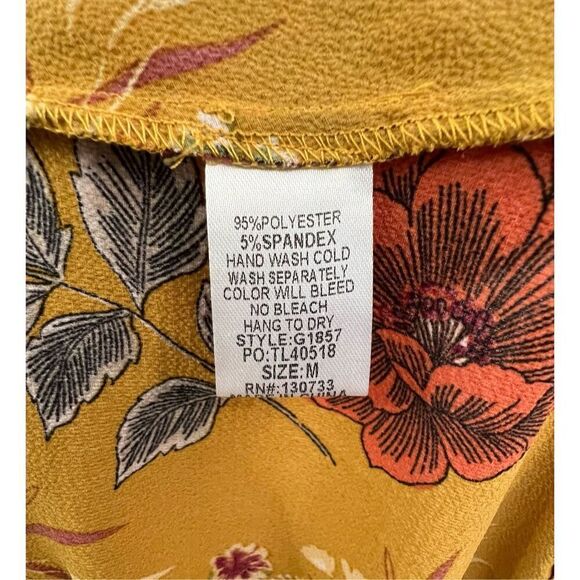 Umgee Long Sleeve Flowy Yellow Floral Pattern Mini Dress - Picture 4 of 4